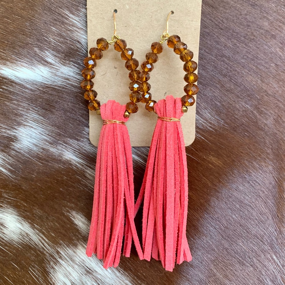🌾 Coral Tassel Earrings - Picture 2 of 5